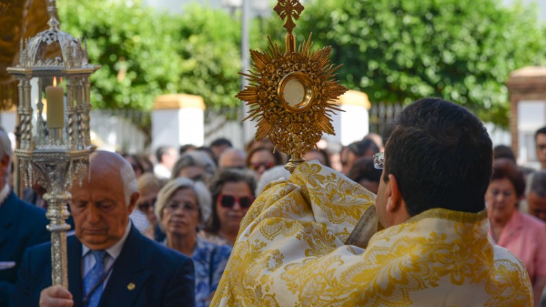 Domingo eucarístico en San Lorenzo, San Sebastián y San Gil