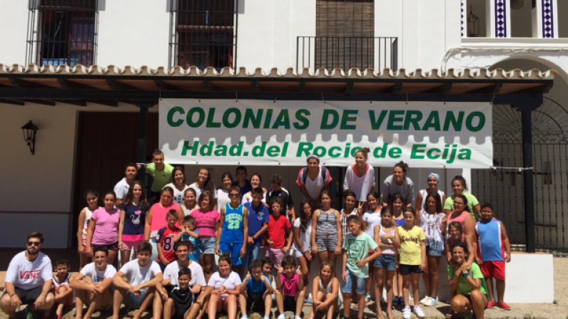 Vacaciones en El Rocío gracias a la Hermandad de Écija