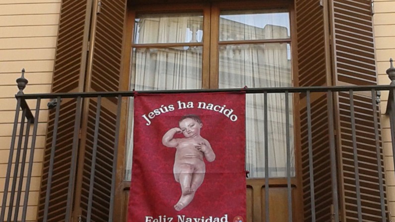 Llamamiento del Arzobispo de Sevilla a anunciar la Navidad en los balcones