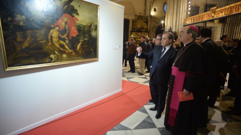 El Arzobispo inaugura la exposición sobre la misericordia en la Catedral