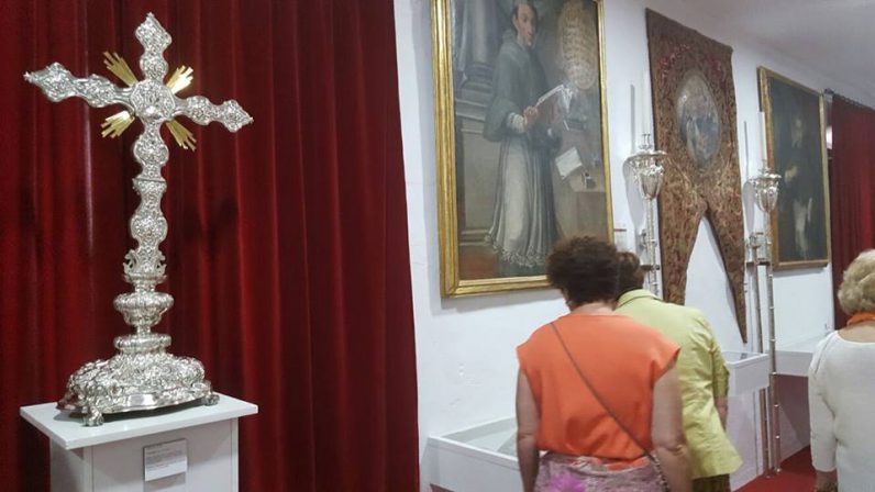 Olivares muestra su patrimonio religioso en unas jornadas de puertas abiertas