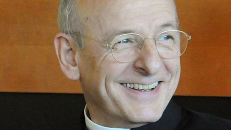 Mons. Asenjo felicita al nuevo Prelado del Opus Dei