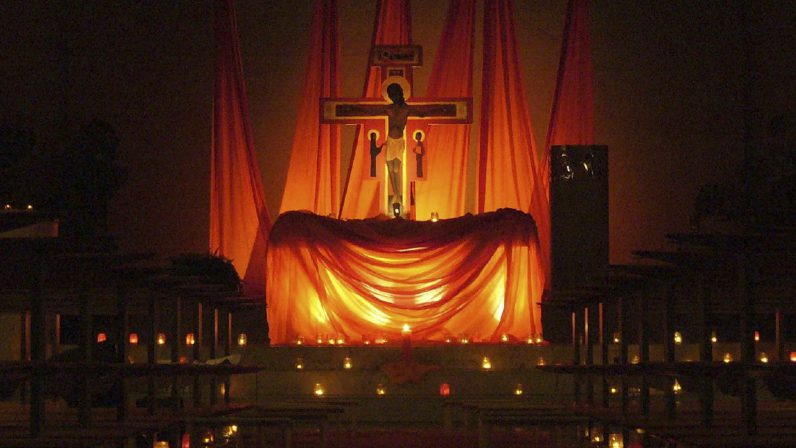 Oración de Taizé en la Parroquia del Amparo y San Fernando