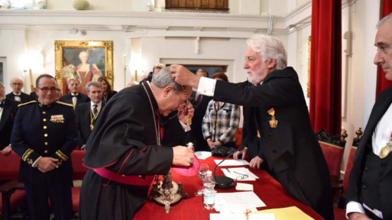 Monseñor Asenjo ingresa en la Real Academia de Medicina