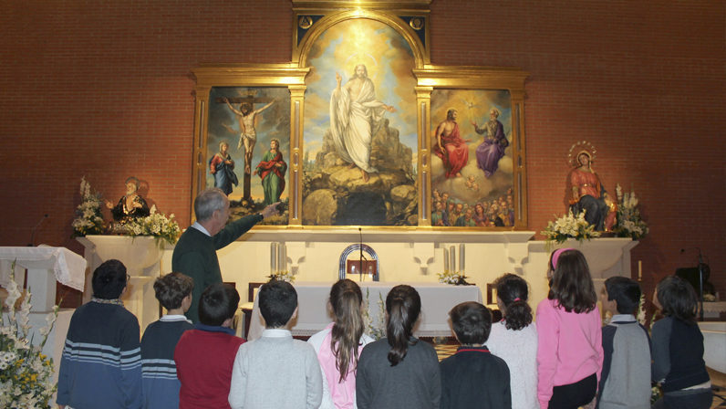 La Parroquia San José y Santa María estrena retablo