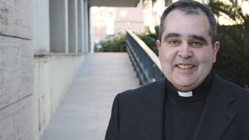 Iglesia Noticia Sevilla| Entrevista a Antero Pascual, rector del Seminario Metropolitano