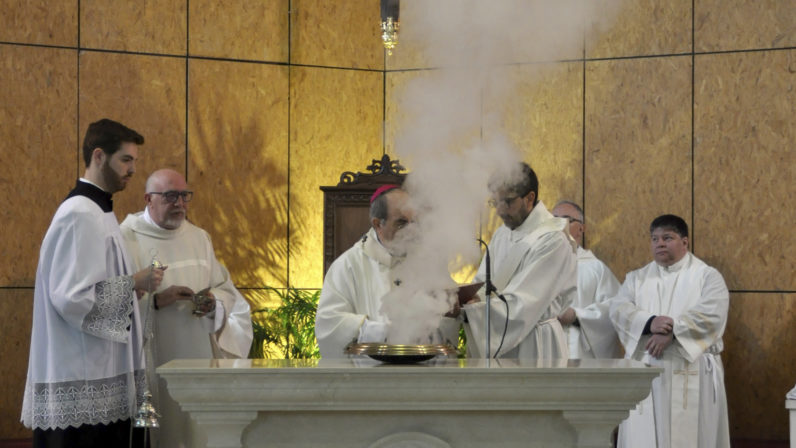 Dedicación del altar de la Parroquia Sta. Mª de la Cabeza