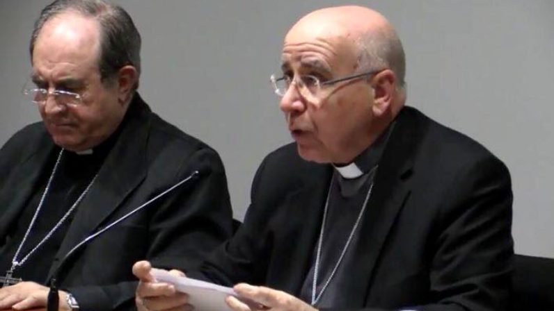 El Obispo de Huelva ofrece pautas sobre la evangelización en la apertura del Seminario de Estudios Laicales