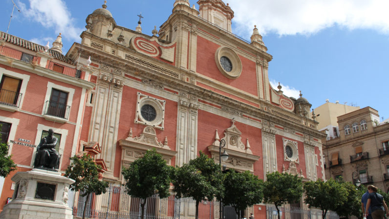 La Catedral y la iglesia del Salvador suspenden la visita cultural
