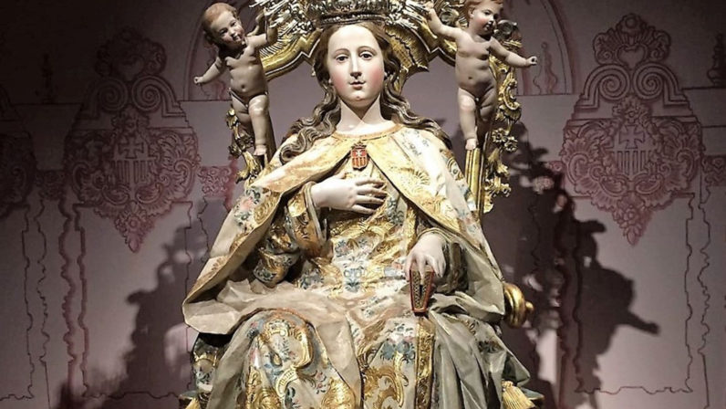 Virgen de la Merced Comendadora, de Osuna