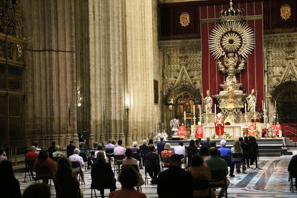 Mons. Asenjo: “Sin cristianos convertidos no es posible la evangelización”