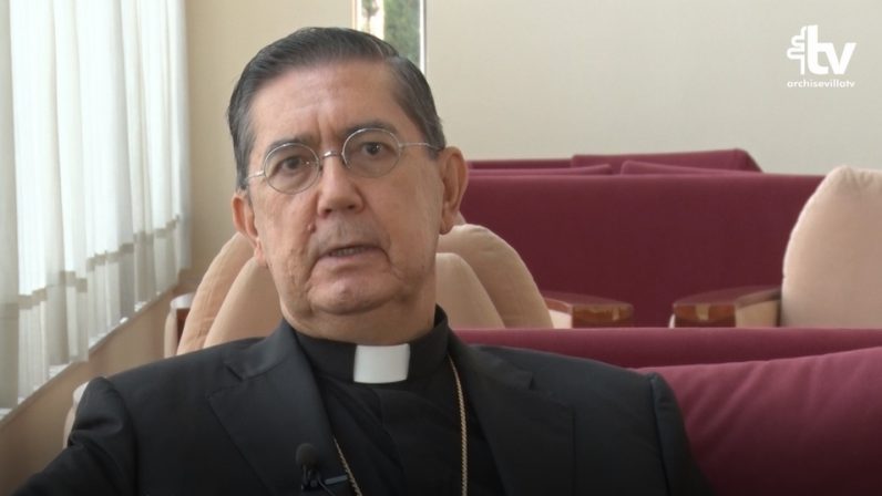 El cardenal Ayuso invita a colaborar con las misiones durante todo el año