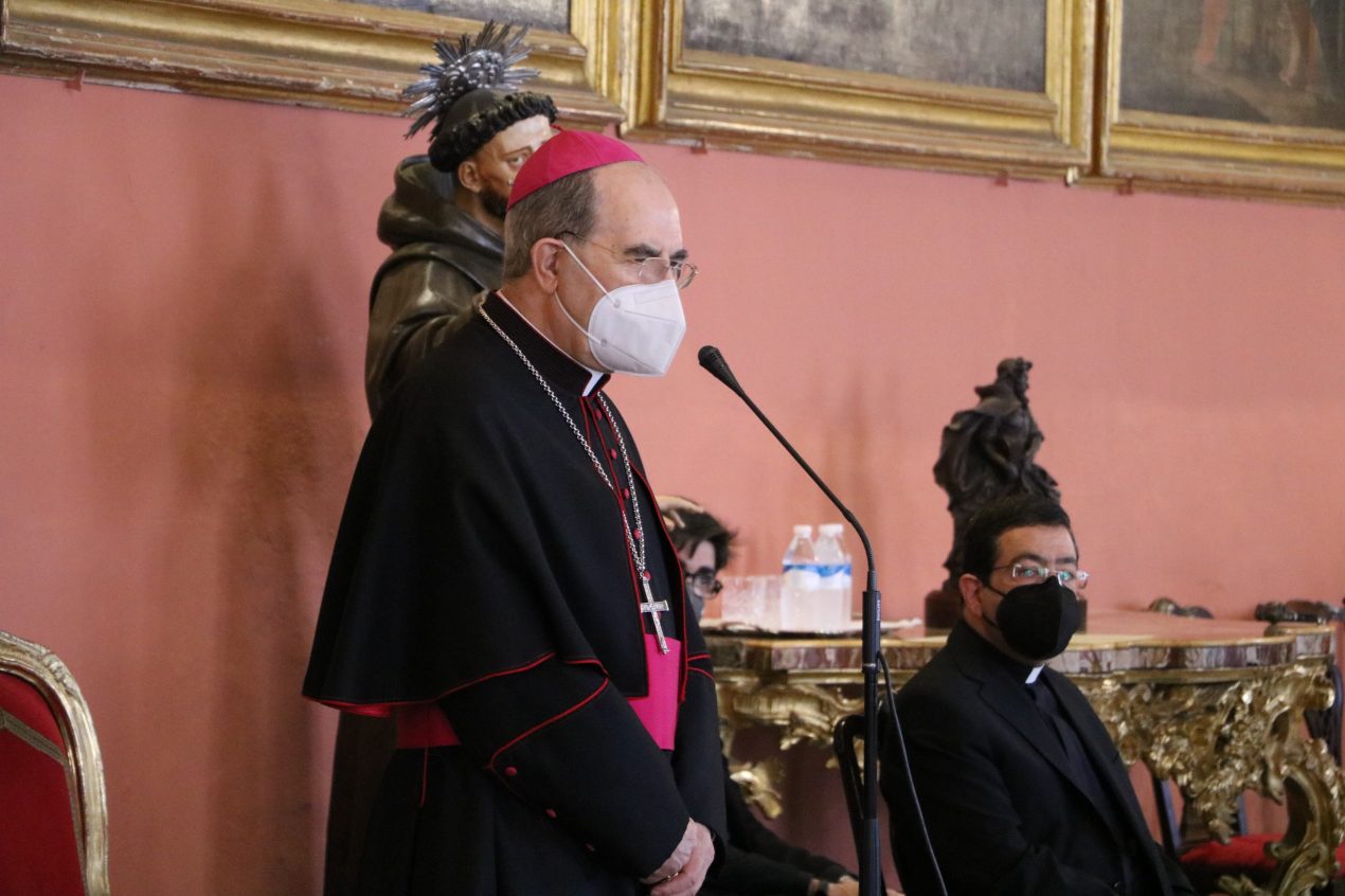 Medallas Pro Ecclesia et Pontifice a Rafael Manzano y Enrique Ybarra