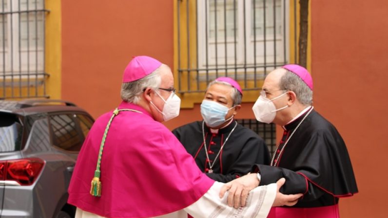 Mons. Asenjo al nuevo arzobispo de Sevilla: “Desde que se hizo público el nombramiento hemos encomendado al Señor tu persona y ministerio”