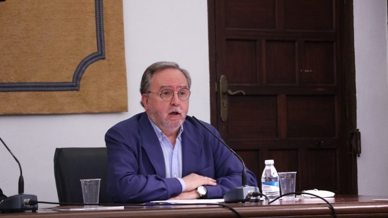 EL ESPEJO| Entrevista a Mariano Pérez Ayala, director de Cáritas Diocesana de Sevilla