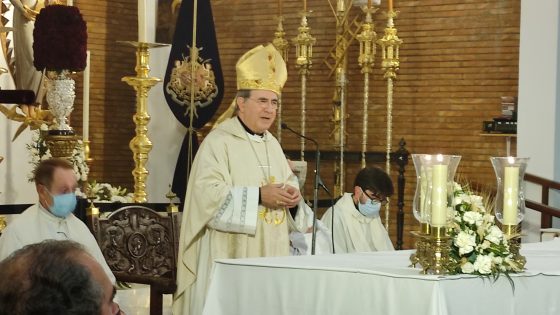 Mons. Asenjo presidió la Misa de Hermandad del Gran Poder en la Parroquia de la Blanca Paloma