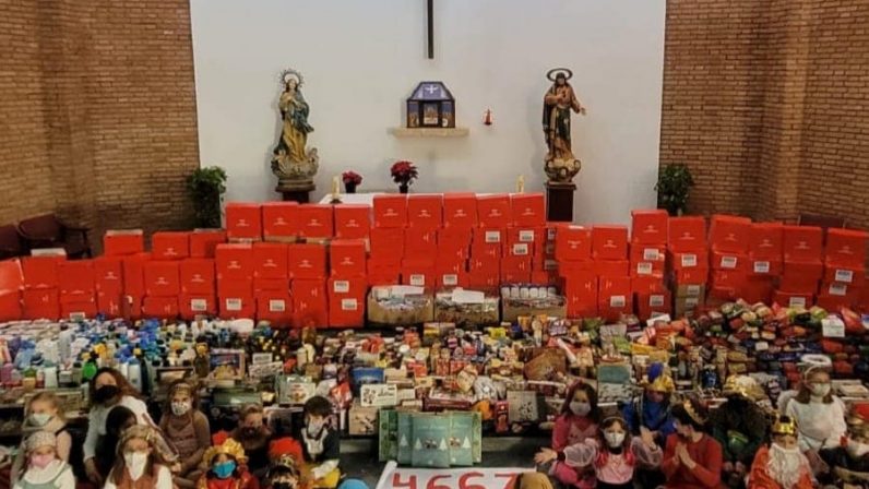 El ‘Super Viernes Solidario’ del Colegio Buen Pastor recoge casi cinco toneladas de alimentos