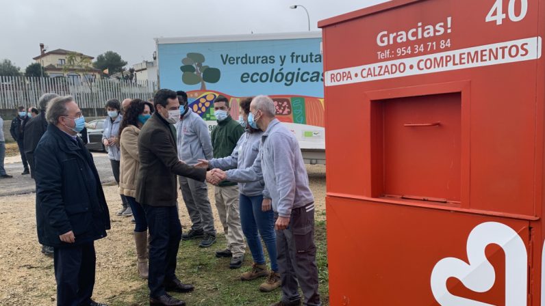 El presidente de la Junta de Andalucía valora el trabajo de Bioalverde “para un consumo sensato, justo, sostenible y de calidad”
