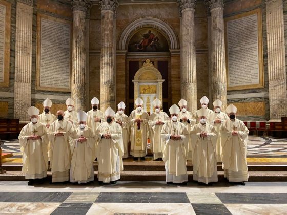Los Obispos del Sur abordarán hoy en el Vaticano asuntos relacionados con laicos, familia y educación