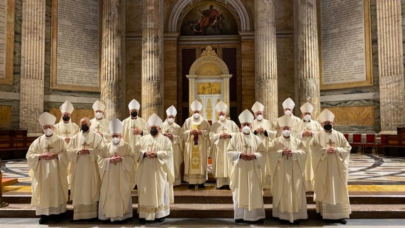 Los Obispos del Sur abordarán hoy en el Vaticano asuntos relacionados con laicos, familia y educación