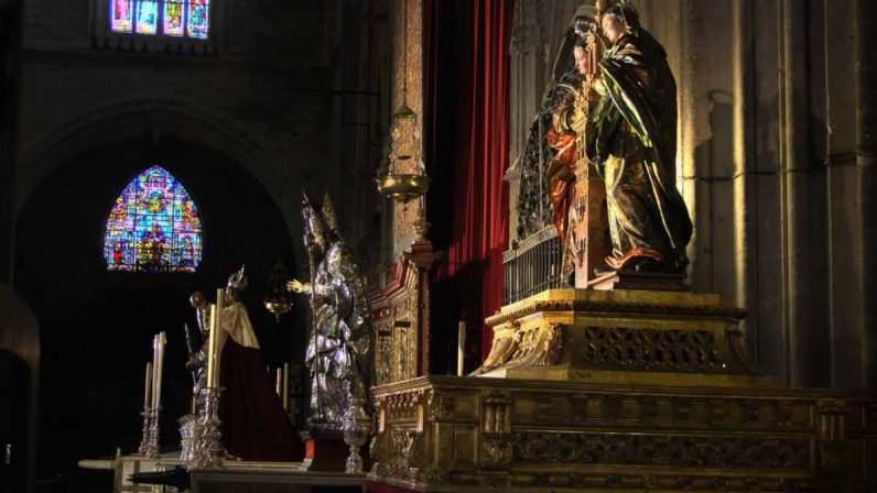 La Catedral de Sevilla se prepara para la gran jornada del Corpus Christi