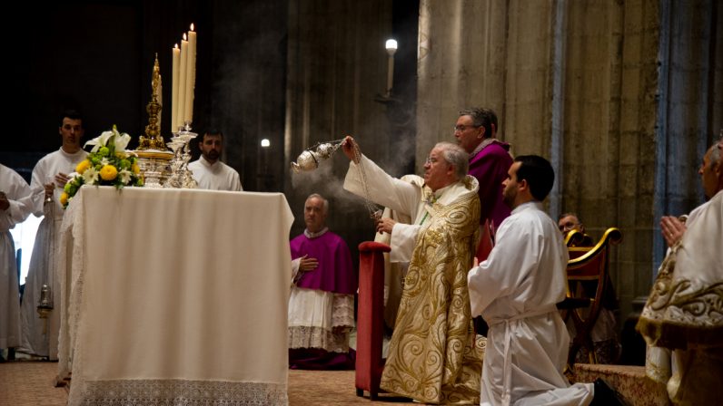 De la adoración al compromiso | Carta pastoral del arzobispo de Sevilla (19-06-2022)