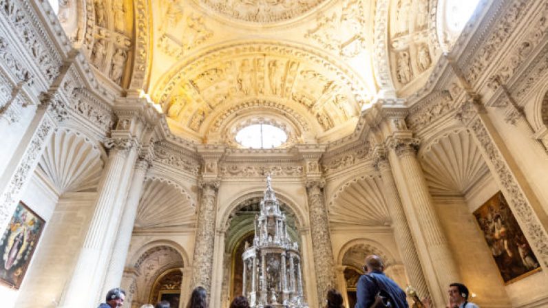Las visitas guiadas a la Catedral de Sevilla superan las expectativas de los turistas