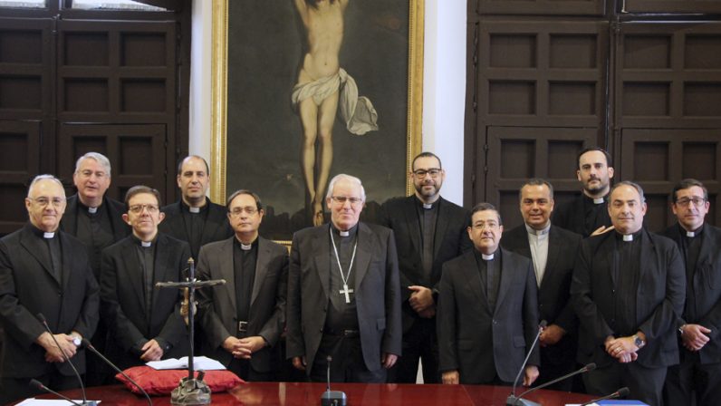 El nuevo Consejo Episcopal toma posesión