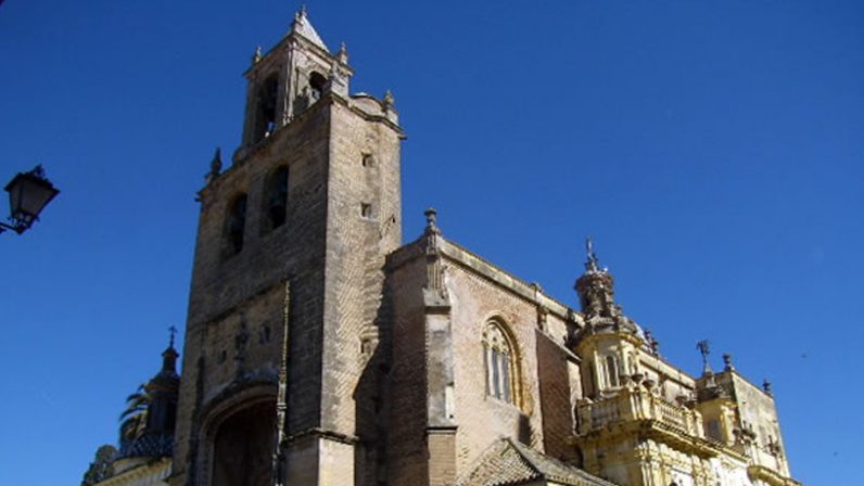 La Parroquia de Santiago el Mayor, en Utrera, celebra el día del apóstol con cultos y actividades culturales