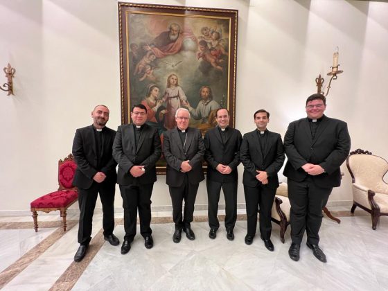 Monseñor Saiz comunica los destinos pastorales a los diáconos recién ordenados