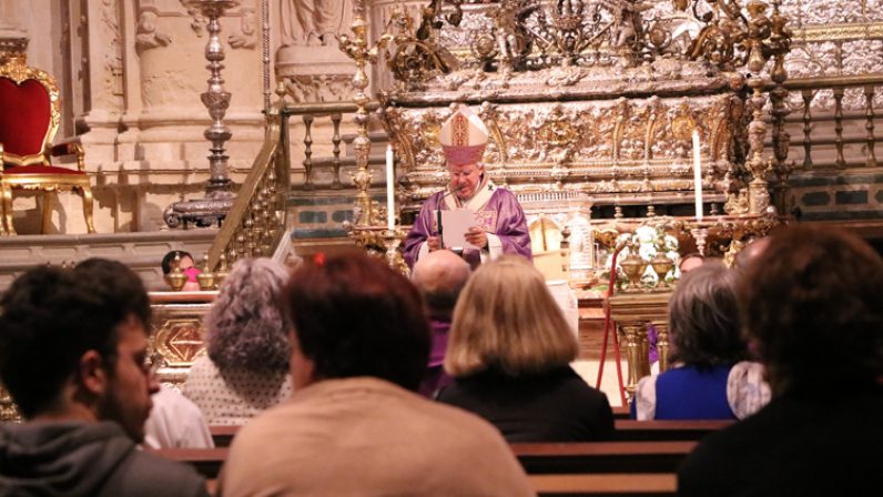 Mons. Saiz presidió una Eucaristía por los sacerdotes fallecidos el último año