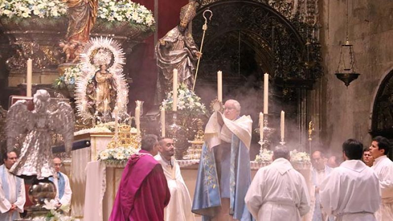 Homilía de monseñor José Ángel Saiz Meneses en la Vigilia de la Inmaculada (07-12-2022)