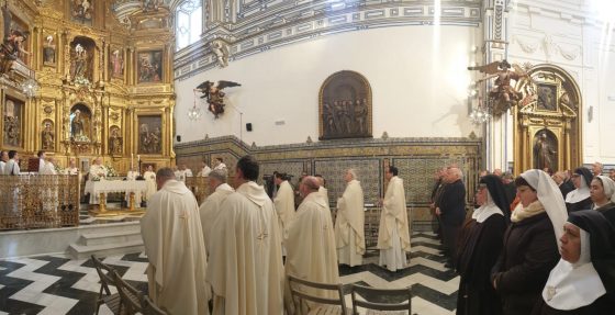 Monseñor Saiz preside el acto de bendición e inauguración de la iglesia de Santa Clara