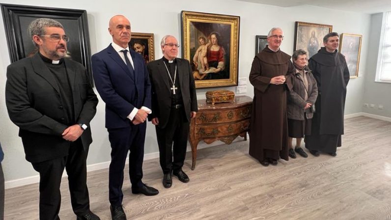 Monseñor Saiz inaugura la ampliación del Museo del Santo Ángel, “un espacio de arte que ayudará al encuentro con Dios”