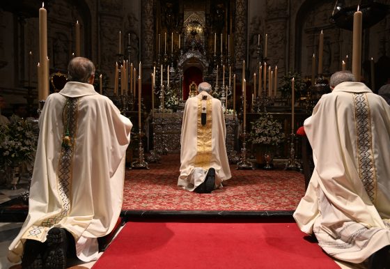 ‘Jueves Santo: La eucaristía, fuente de la Caridad’, publicado en Diario de Sevilla (28-03-2024)