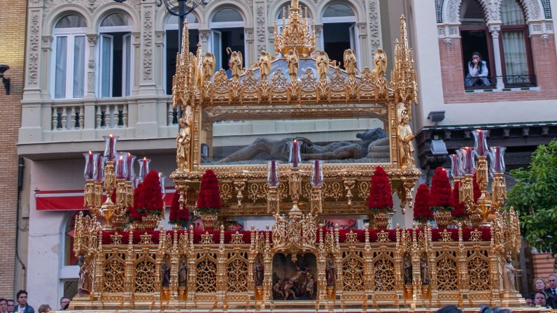 Santo Entierro Grande, acontecimiento histórico para Sevilla y su Semana Santa