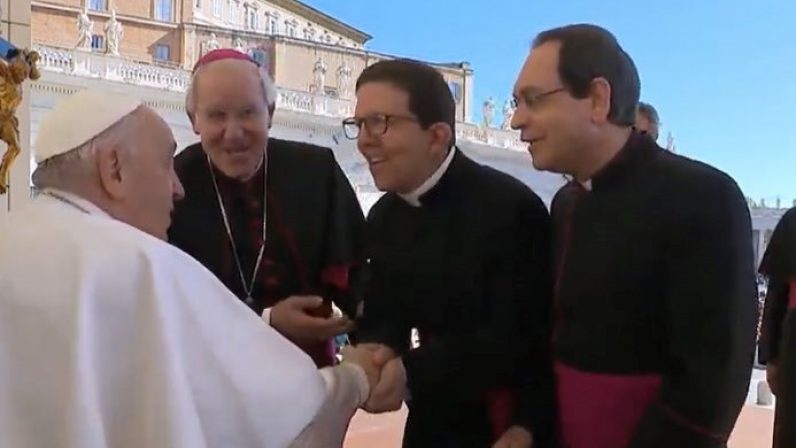 Encuentro del arzobispo y los obispos auxiliares electos de Sevilla con el papa Francisco