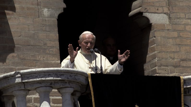 Treinta años de la segunda visita de san Juan Pablo II a Sevilla