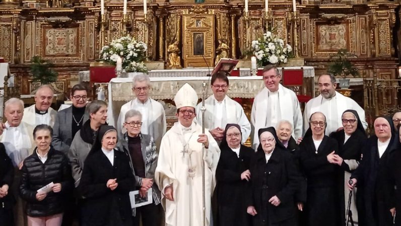 Monseñor Valdivia clausura el aniversario del Cristo de la Misericordia