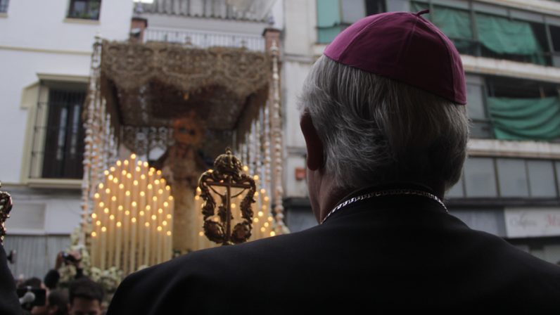 Un día histórico cargado de fe: La Virgen el Patrocinio por las calles de Triana