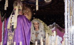 La Virgen de la Soledad de Huévar coronada