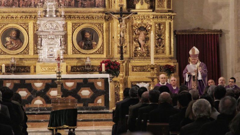 Mons. Saiz preside la misa exequial por Antonio Burgos, “un buen hijo de la Iglesia y un buen ciudadano”