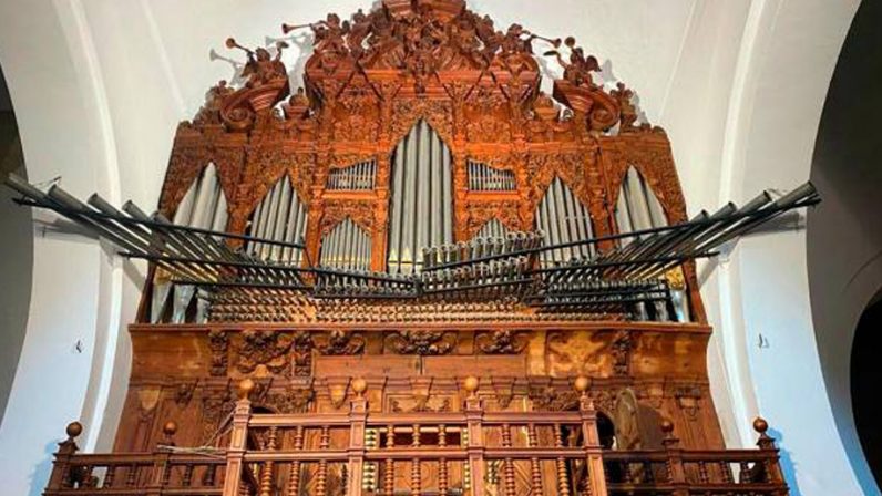 La Parroquia de la Oliva inaugura su órgano tras casi cinco años de restauración